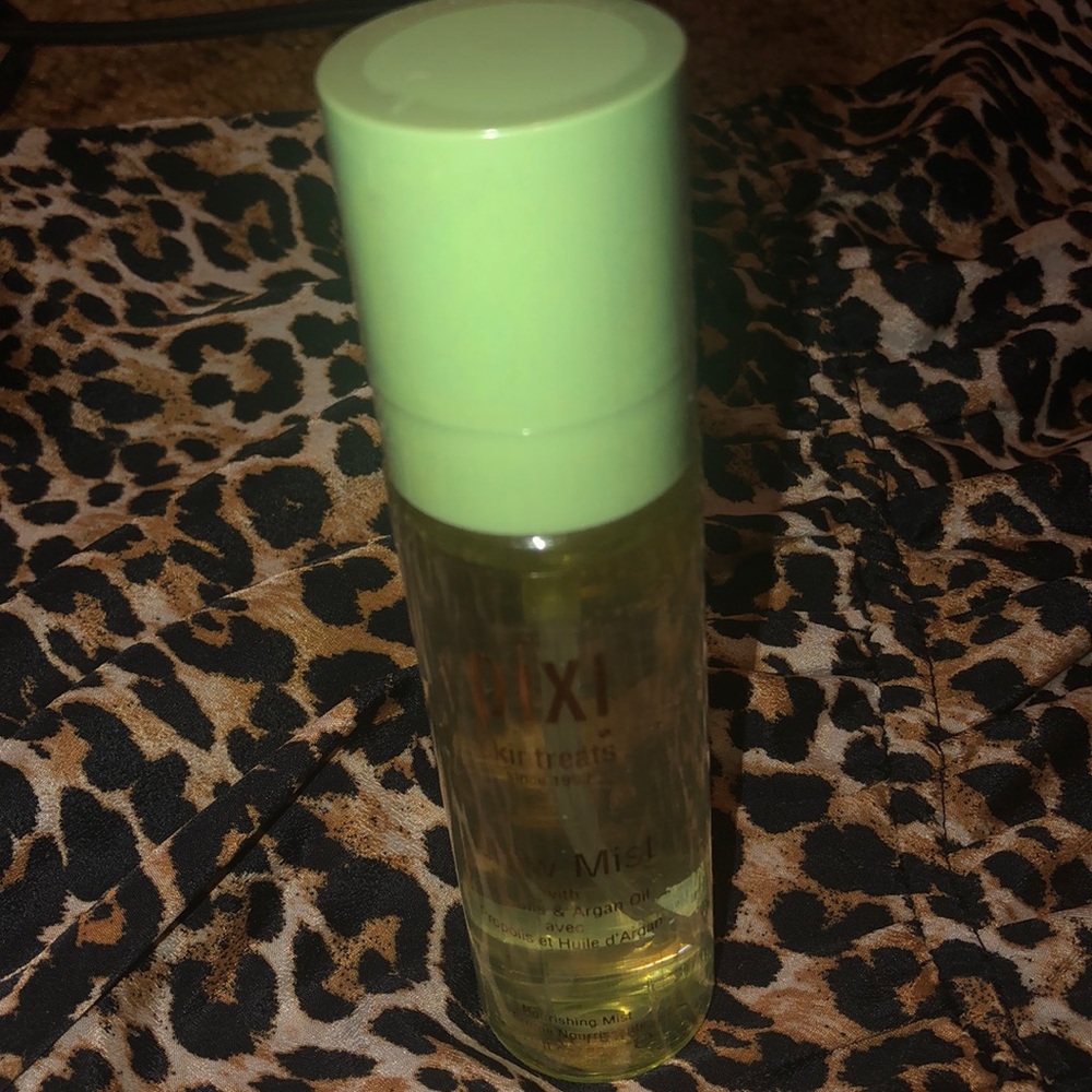 Pixi Glow Mist 🤩